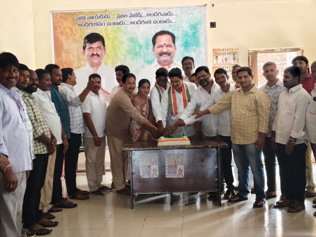 ఘనంగా మంత్రి పొంగులేటి శ్రీనివాస్ రెడ్డి జన్మదిన వేడుకలు