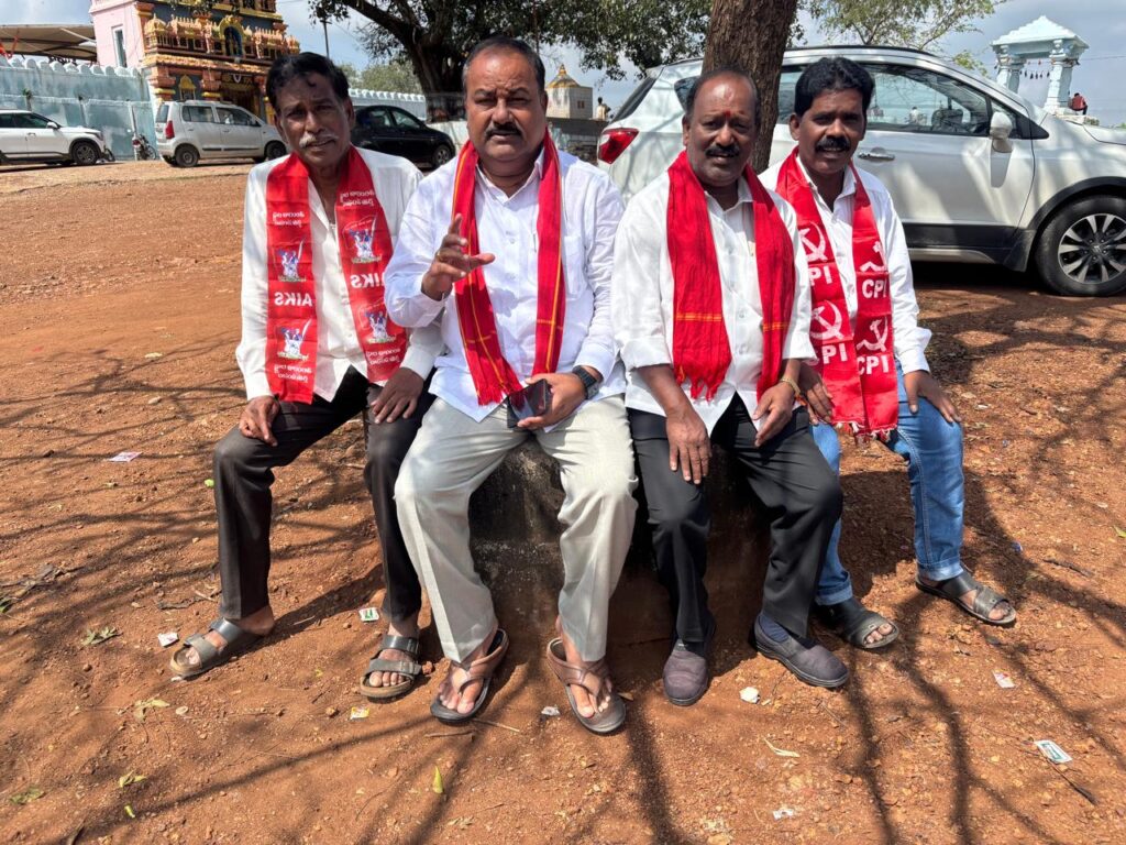 బస్సు ప్రమాదంలో మరణించిన వారికి 50 లక్షల ఎక్స్గ్రేషియా ఇవ్వాలి పాలమాకుల జంగయ్య