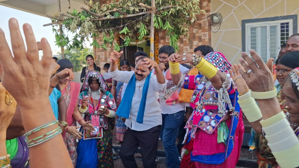 సోదరుడిలా వచ్చాడు సొంతింటినే ఇచ్చాడు