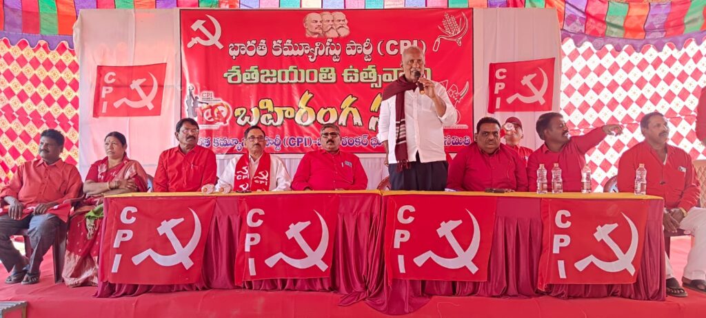 నాడు బ్రిటిష్ పాలనకు వ్యతిరేకంగా పోరాడింది ఎవరు ఎవరు