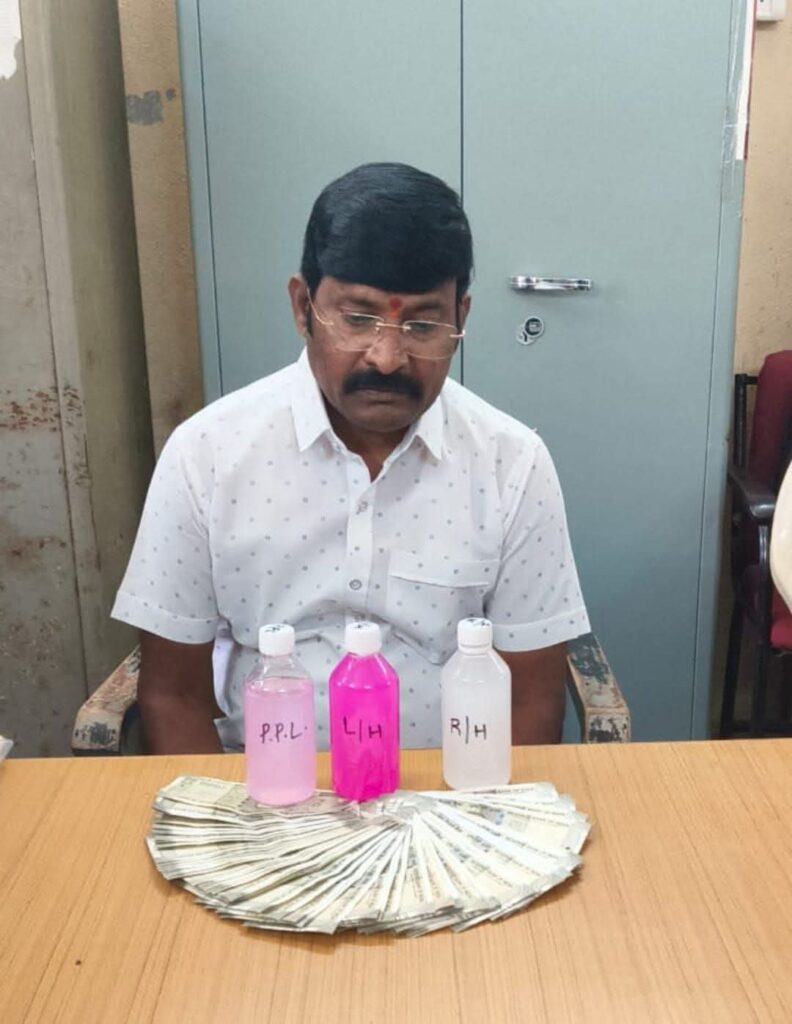 ఏసీబీ వలలో దేవాదాయ శాఖ