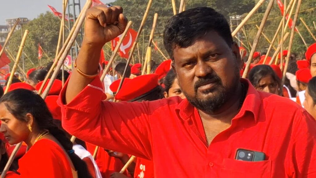 కాకతీయ రాజులపై జరిపిన తిరుగుబాటే నేటి మేడారం జాతర