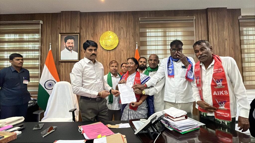 రైతు భరోసాను ఒకే దాపల ఇవ్వాలి. రుణమాఫీని అమలు చేయండి