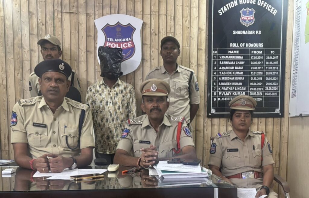 అనుమానంతో భార్యను హతమార్చిన భర్త..