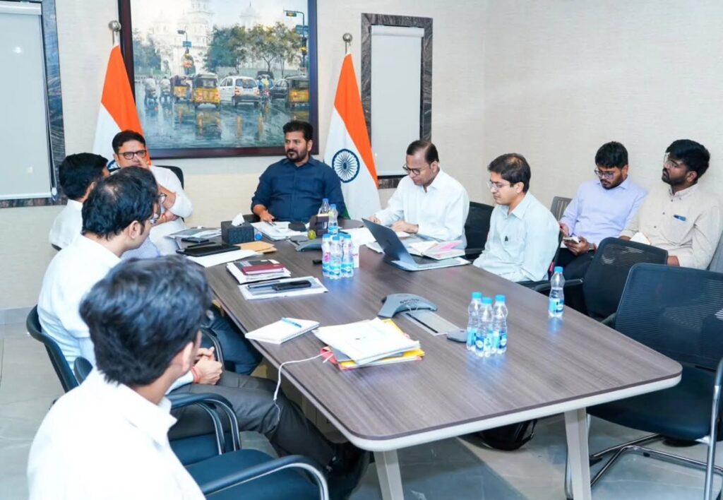 పరిశ్రమల శాఖపై ఉన్నతాధికారులతో సమీక్ష సీఎం