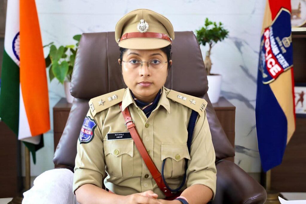 బండి సంజయ్ తనయుడు భగీరథ పై ఎంక్వయిర్ కమిటీ  ఏర్పాటు