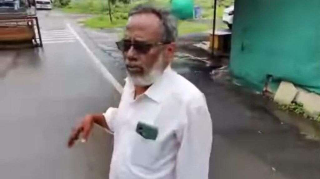 లంచం అడిగిన అధికారులకు చెమటలు