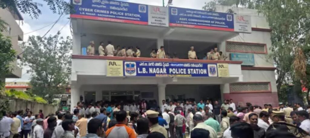 కానిస్టేబుల్ సాయి కుటుంబాన్ని ఆదుకుంటాం..!