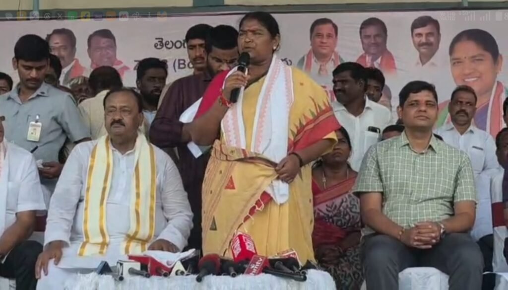 మంత్రి సీతక్క పర్యటన..