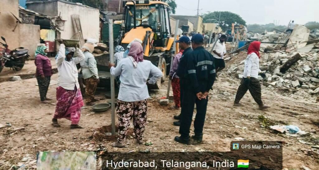 మాదాపూర్ లో హైడ్రా కూల్చివేతలు