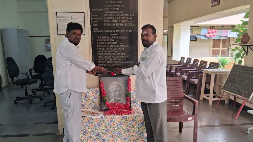 ఘనంగా గాంధీ జయంతి వేడుకలు