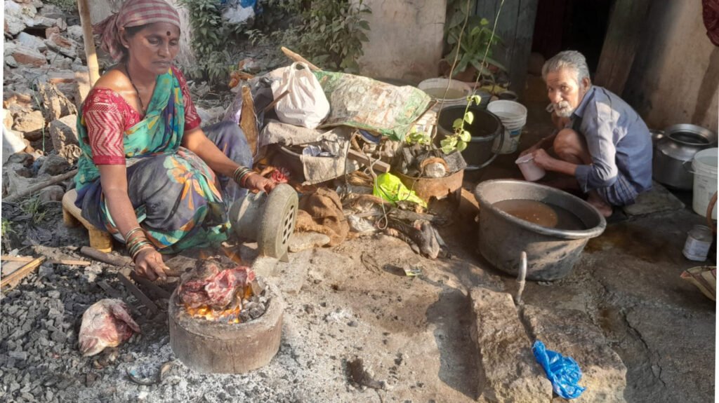 గంగమ్మకు.. చేయూతనివ్వండి.